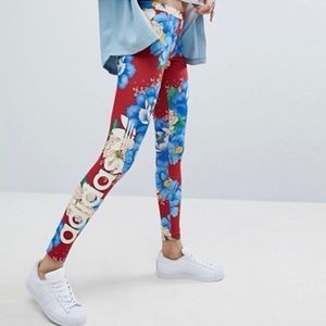 Adidas Originals × Farm Chita Blue Red 3 Stripe Floral
Leggings Pants Med